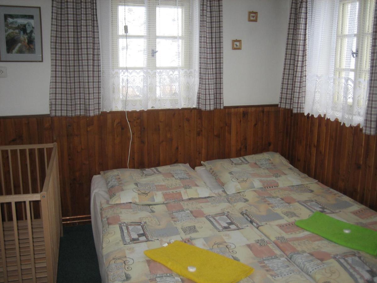Apartmany Vydrysek ซรนี ภายนอก รูปภาพ