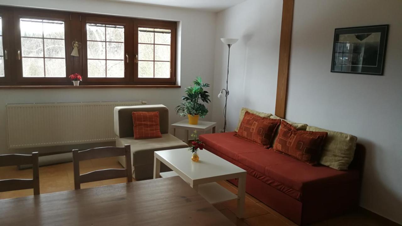 Apartmany Vydrysek ซรนี ภายนอก รูปภาพ